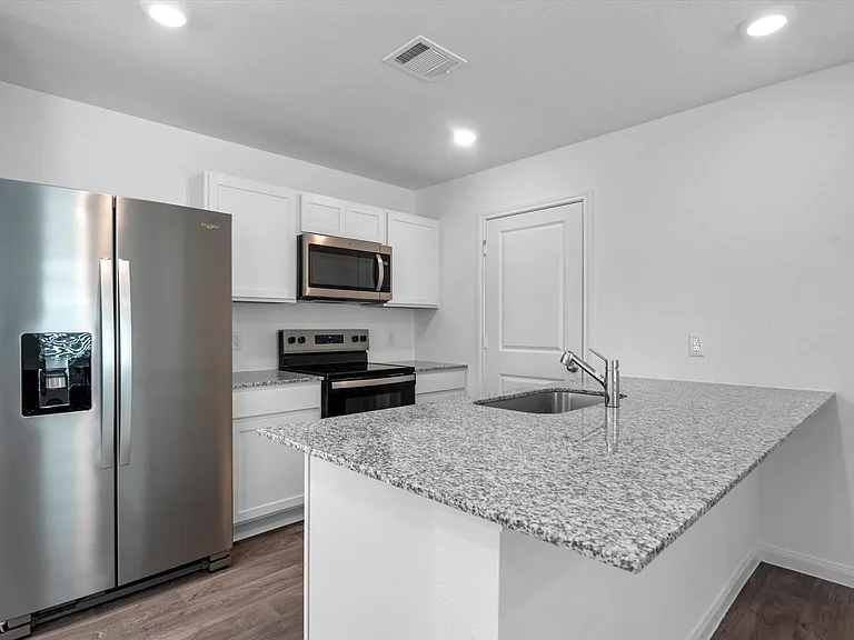 14659 New Village Dr — Photo 9