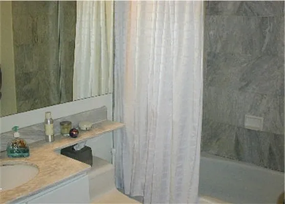 Rented by Barshay Brokerage | media 21