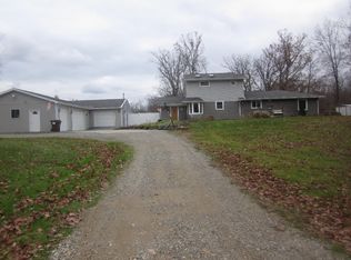 1900 E Maple Grove Rd, Hastings, MI 49058