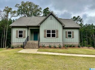 1052 Oak Valley Dr, Leeds, AL 35094