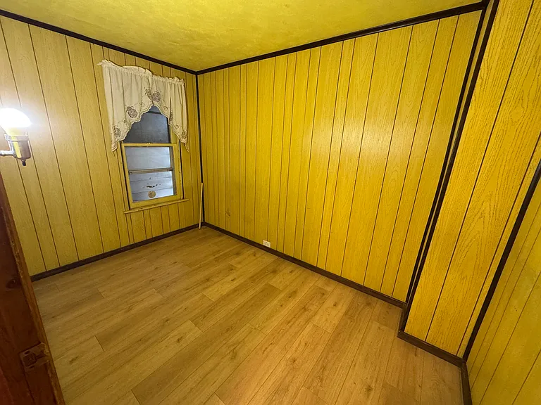 516 E Norwegian St — Photo 11