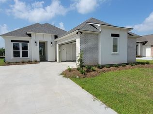 39227 Bridge Path Ln, Gonzales, LA 70737