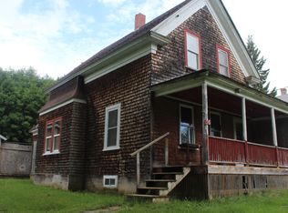 36 Pleasant St, Patten, ME 04765
