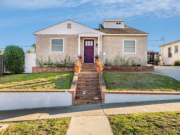 2nd image of 1347 W 27th Pl
