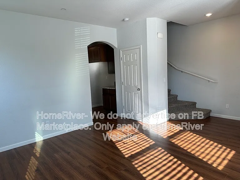 8184 Creeping Willow Ln — Photo 4