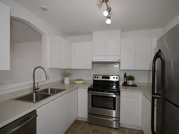 2nd image of 8180 Jones Rd #217