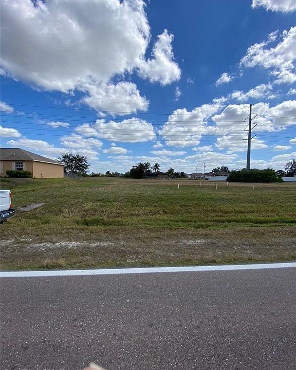1st image of 21 El Dorado Blvd N
