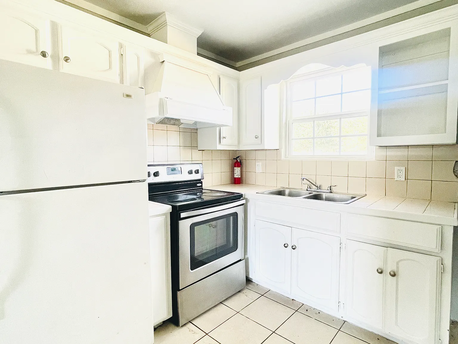2 bed, $750 — Photo 4