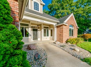 13305 Fox Ridge Ct, Grand Haven, MI 49417