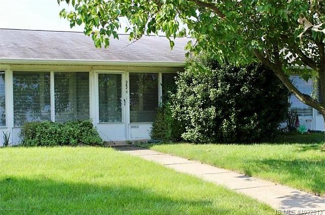 1st image of 362C Chesterfield Ct