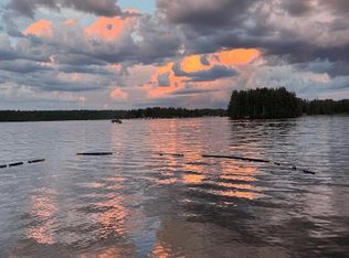 296 Camelot Shore Dr, Farmington, NH 03835