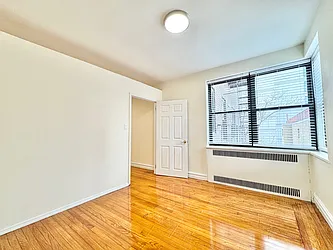 36-40 Bowne Street, #4D