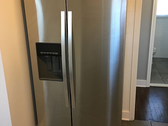 5th image of 426 Park St #426