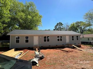 105 And 107 West St #F, Newton, NC 28658