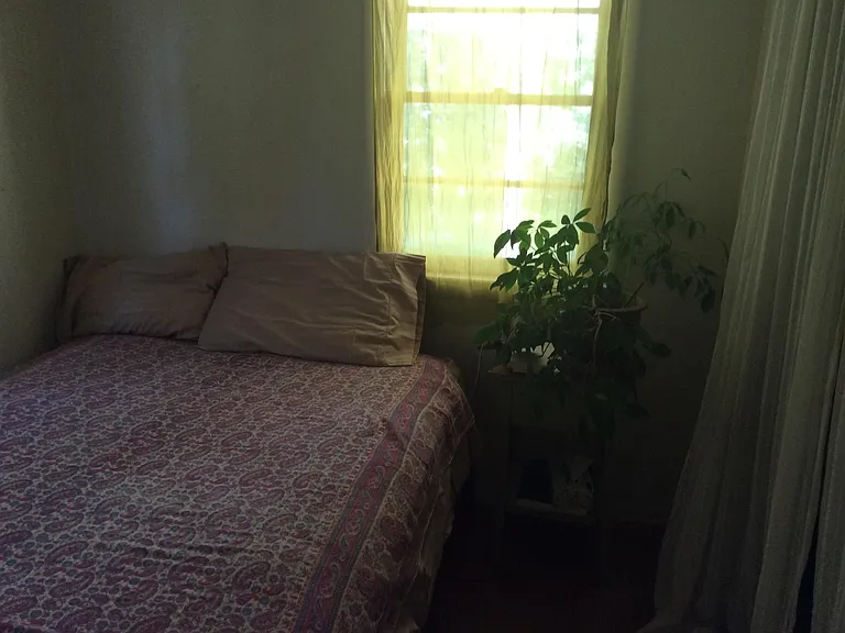 1521 Norwood Ave #1 — Photo 19