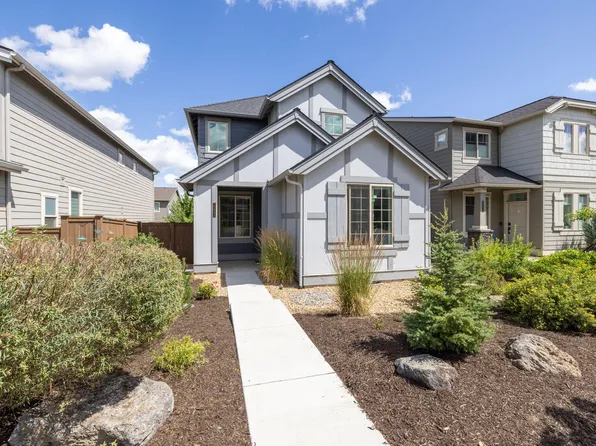 20844 SE Sunniberg Ln, Bend, OR 97702