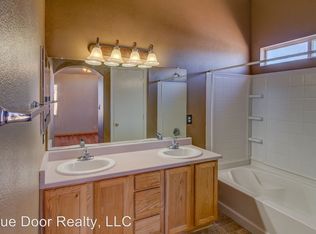 4721 Chesapeake Pl NE, Rio Rancho, NM 87144