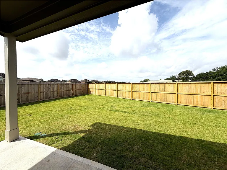26127 Mossy Greens Dr — Photo 32
