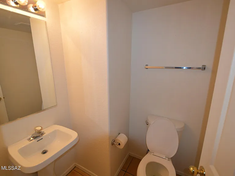 5341 E Timrod St — Photo 7
