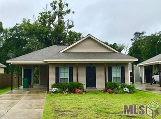 10806 Field Pointe Dr, Denham Springs, LA 70726