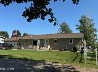 1201 Westwood Ct, Cavalier, ND 58220