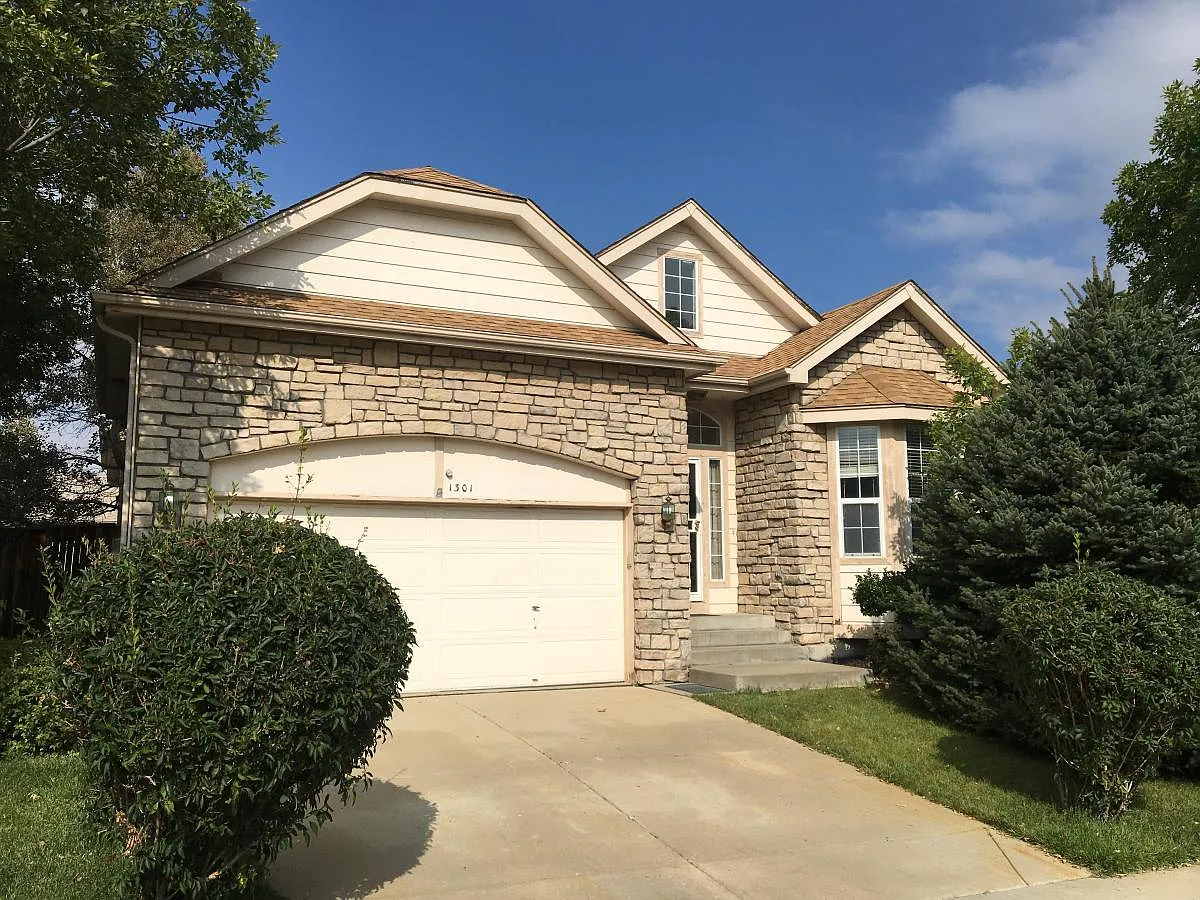 5 bed, 3358 sqft, $3,300 — Photo 1