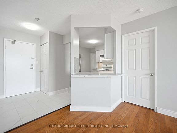 5th image of 3605 Kariya Dr Unit 1812