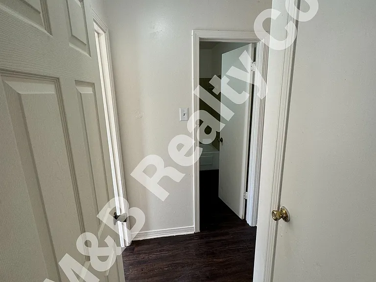 666 Palm St #3 — Photo 5