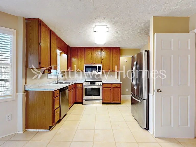 1612 Cumberland Club Rd SW — Photo 6