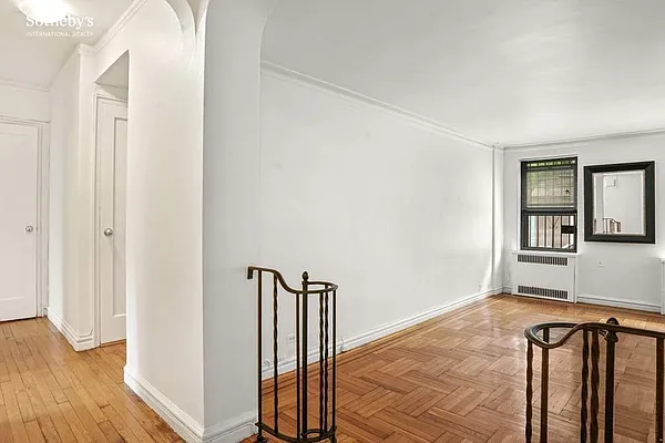 Sold by Sotheby's International Realty | media 11