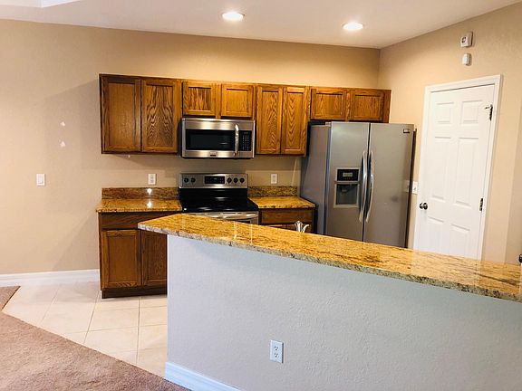 4th image of 9800 Solera Cove Point #105