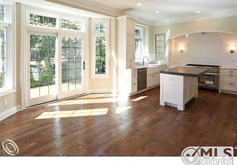 Sunny Breakfast Nook