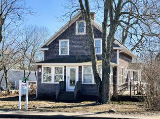 378 State Rd, Vineyard Haven, MA 02568