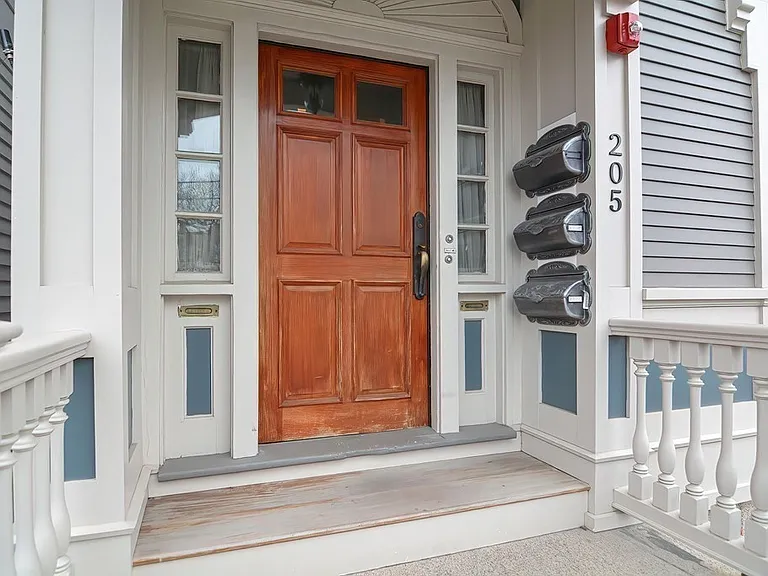 205 Webster St #1 — Photo 18