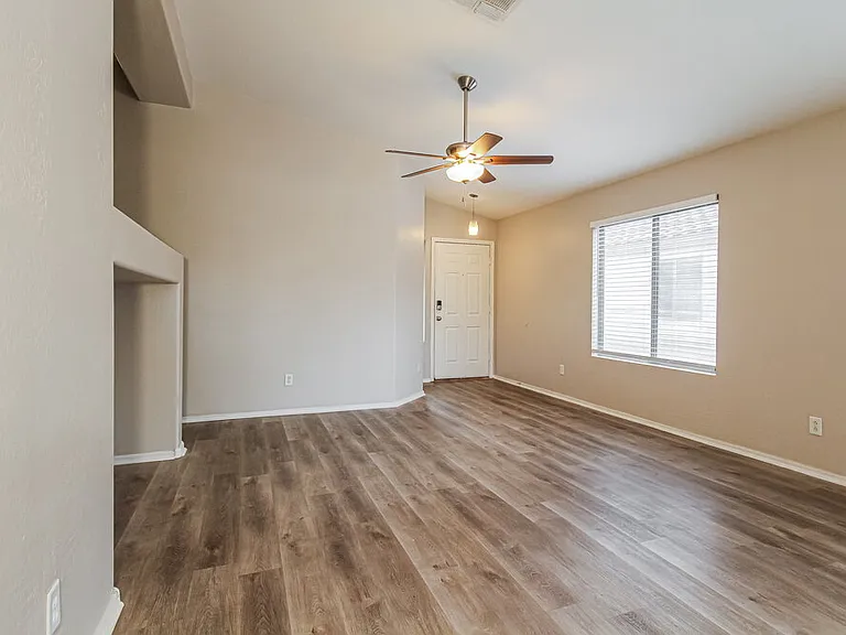 14973 W Port Au Prince Ln — Photo 6