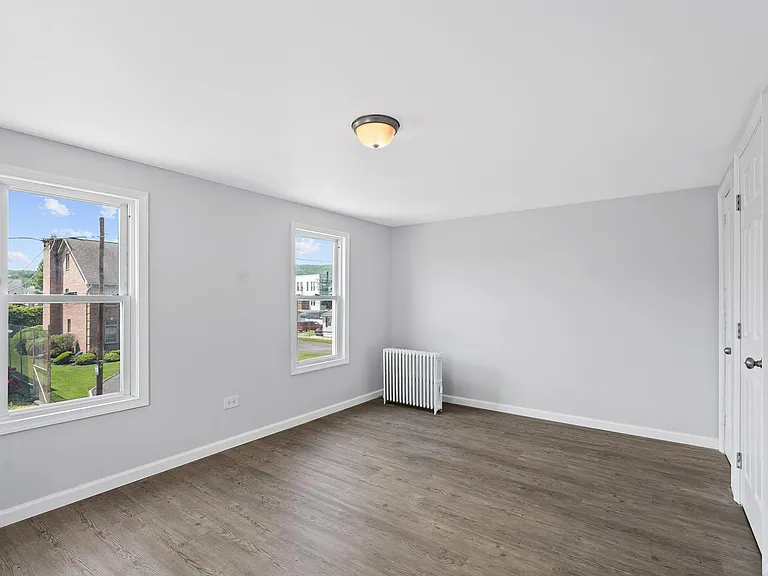 509 Miller St — Photo 20