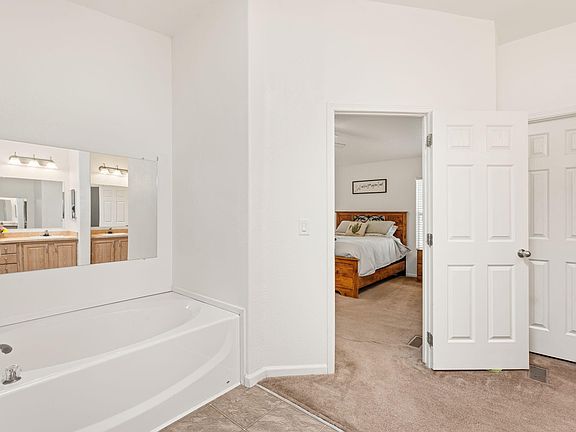 5th image of 1710 Padilla Ln