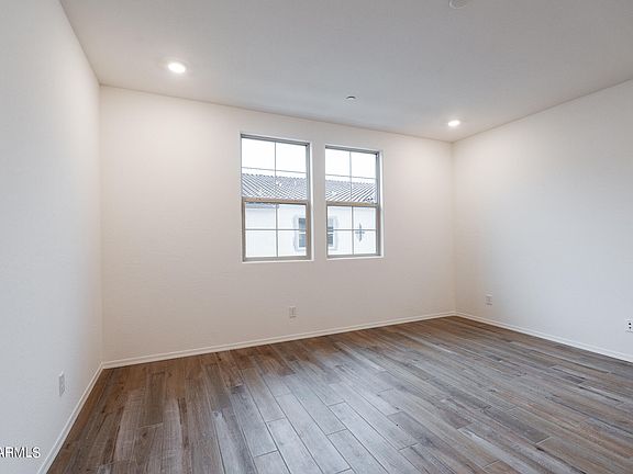 4th image of 2626 S SULLEY Drive #105