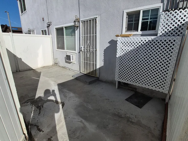 734 Karesh Ave #2-6 — Photo 6