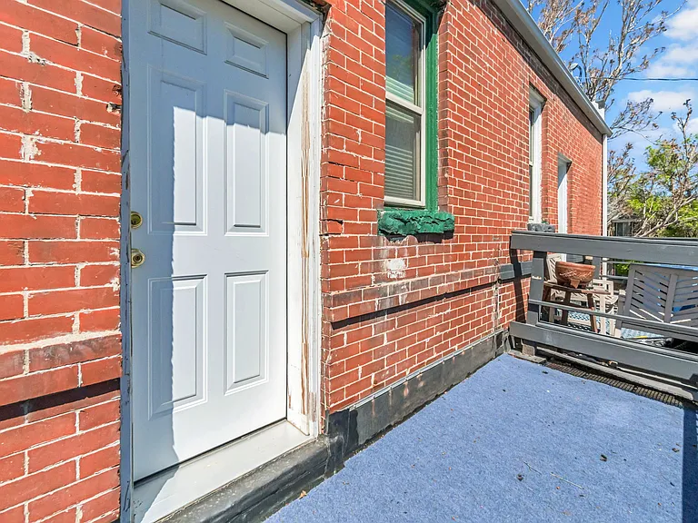 302 S Lincoln St — Photo 24