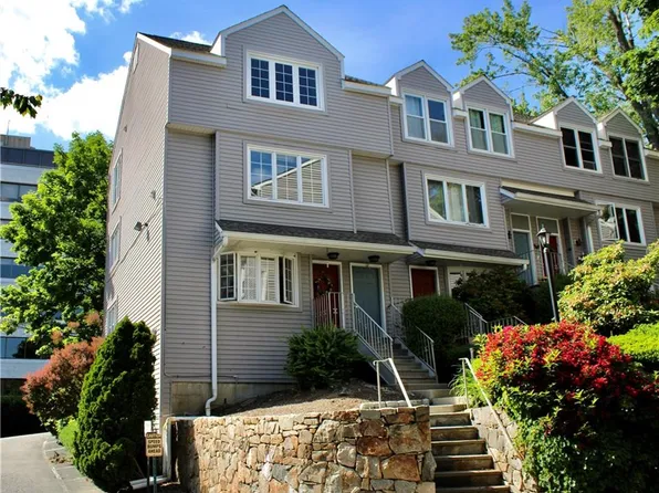 2700 Bedford St, Stamford, CT 06905