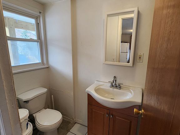 4th image of 328-332 Central Ave #3A