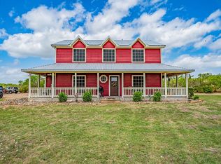 195 County Road 327, George West, TX 78022