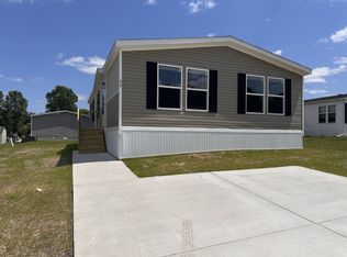 52 Hickory Rdg, Davison, MI 48423
