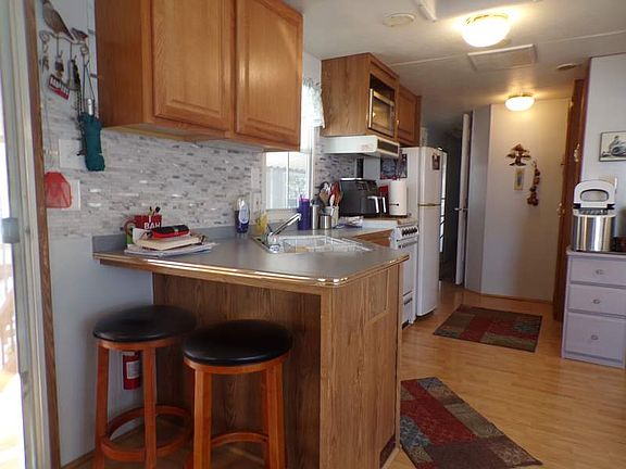 4th image of 1050 S Arizona Blvd #129