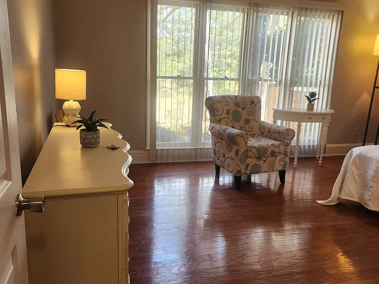 Large Ensuite