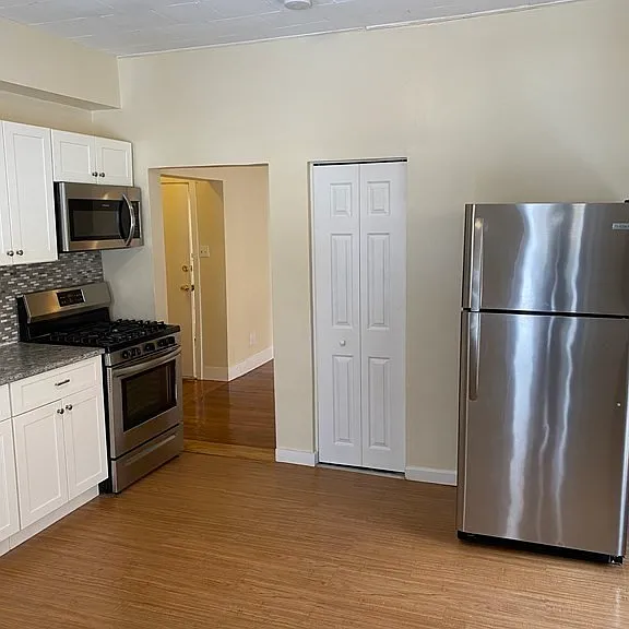 126 Main St #1 — Photo 2