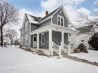 208 S Harrison St, Garrett, IN 46738