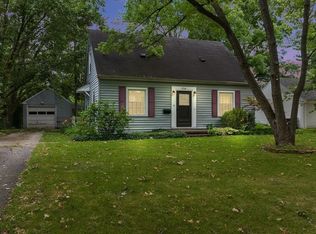 1244 Somerset Ln, Fort Wayne, IN