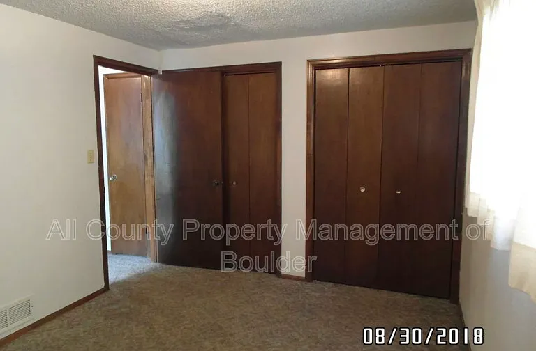 1611 Warren Ave #1 — Photo 6
